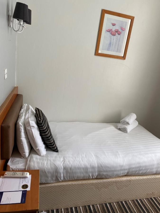 Whites Hotel Newcastle-upon-Tyne Extérieur photo