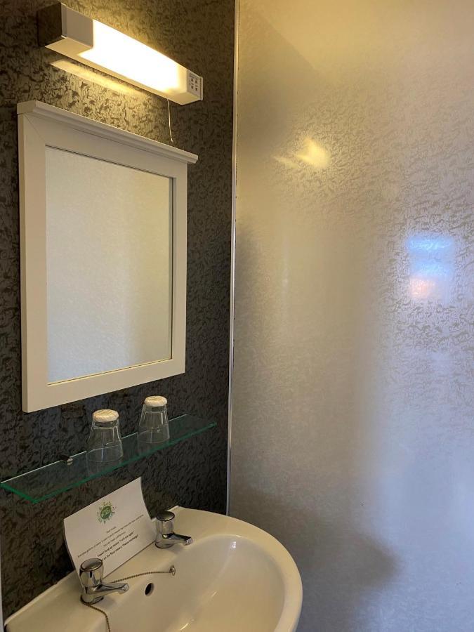 Whites Hotel Newcastle-upon-Tyne Extérieur photo