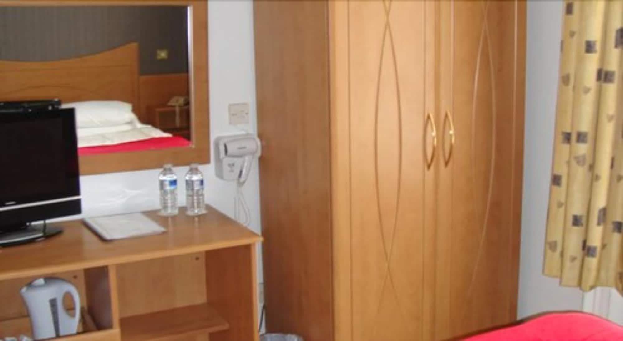 Whites Hotel Newcastle-upon-Tyne Extérieur photo